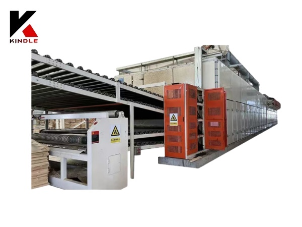  Equipamento de compensado com economia de energia para facilidade de face de madeira, folheado