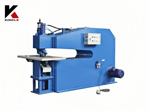 Máquina de remendo de folheado para reparo eficiente em painel de madeira