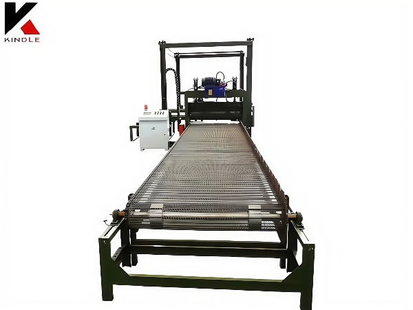 China Top Brand Plywood Core de composição Linha para maquinaria de painéis à base de madeira