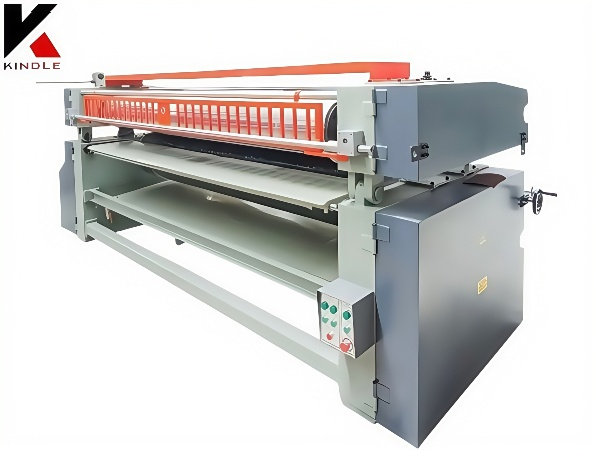 Máquina de revestimento adesivo de núcleo de folheado para equipamentos de produção de madeira compensada