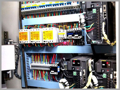 modelo de detalhes da placa de controle